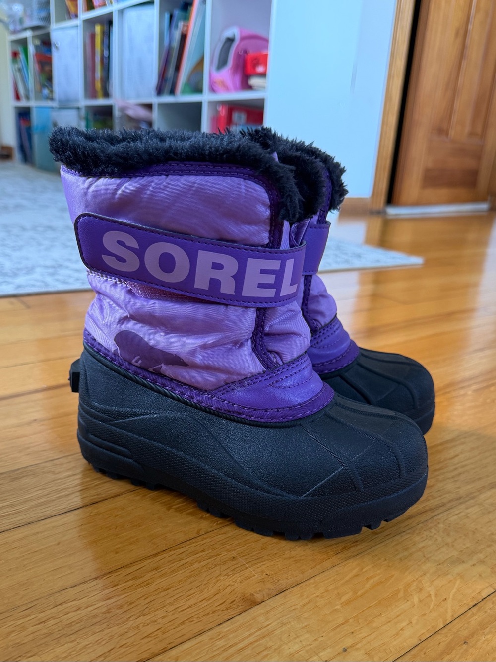 Sorel Kids Purple and Black Winter Snow Boots